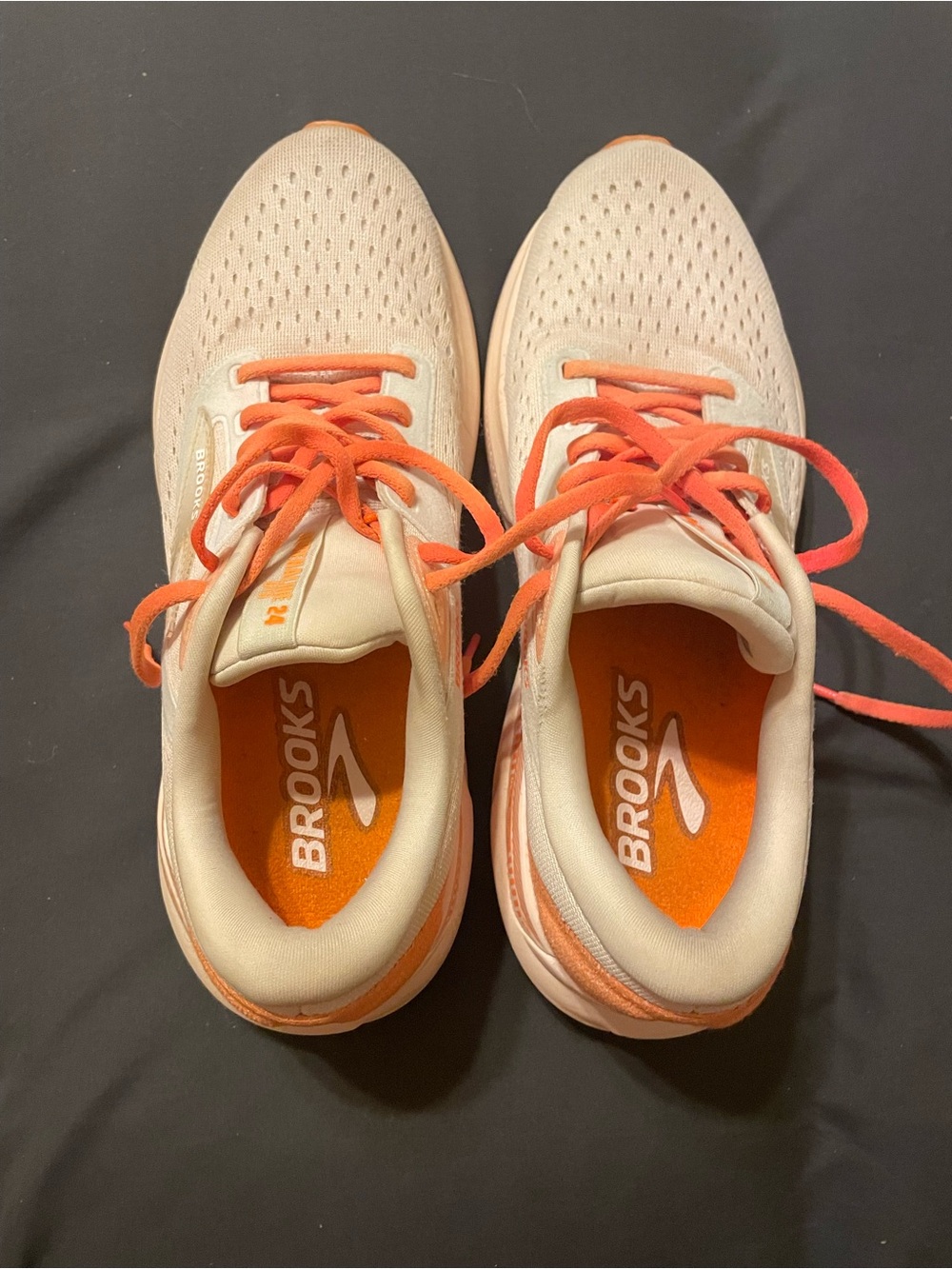 Brooks Kids Sneakers in Cream and Orange